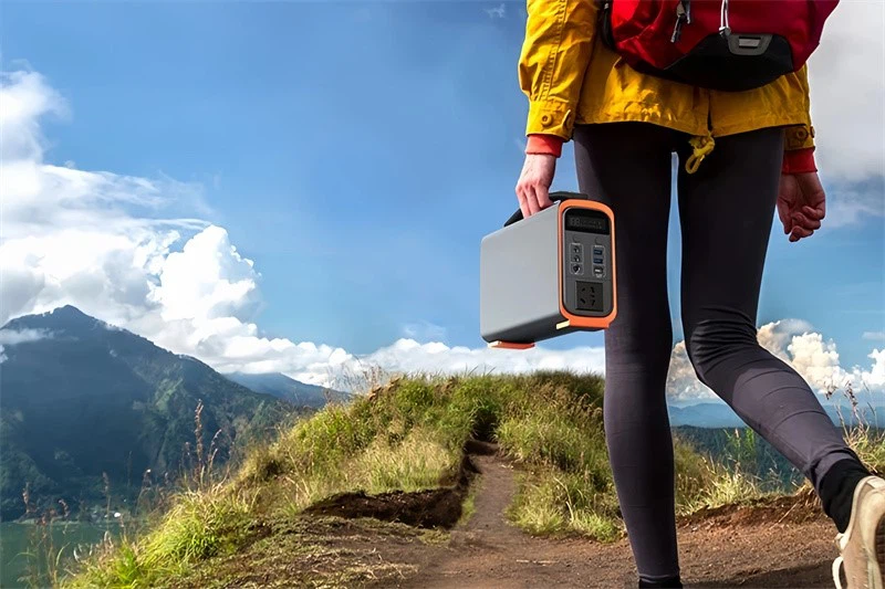 ZDX GT200 200W 240Wh Portable Power Station-7 ZDX GT200 200W 240Wh Portable Power Station-7
